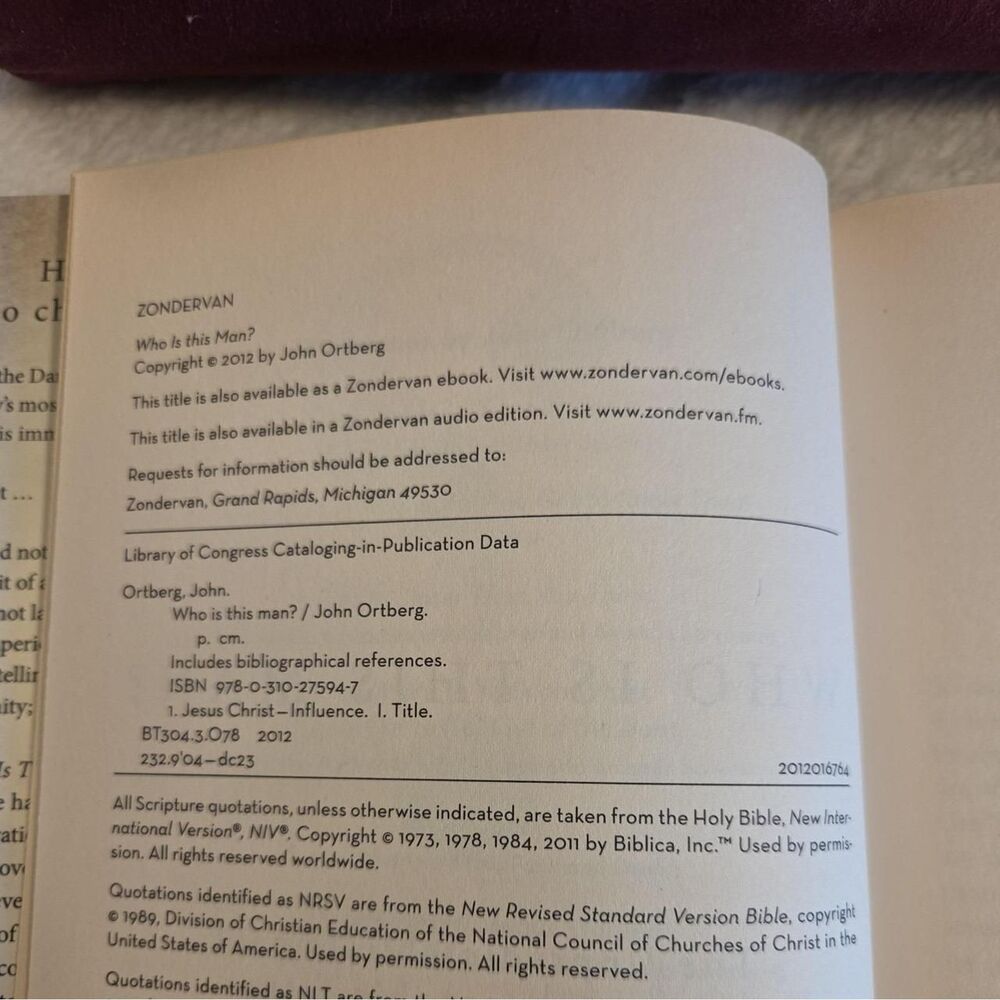 Books - Picture 4 of 5